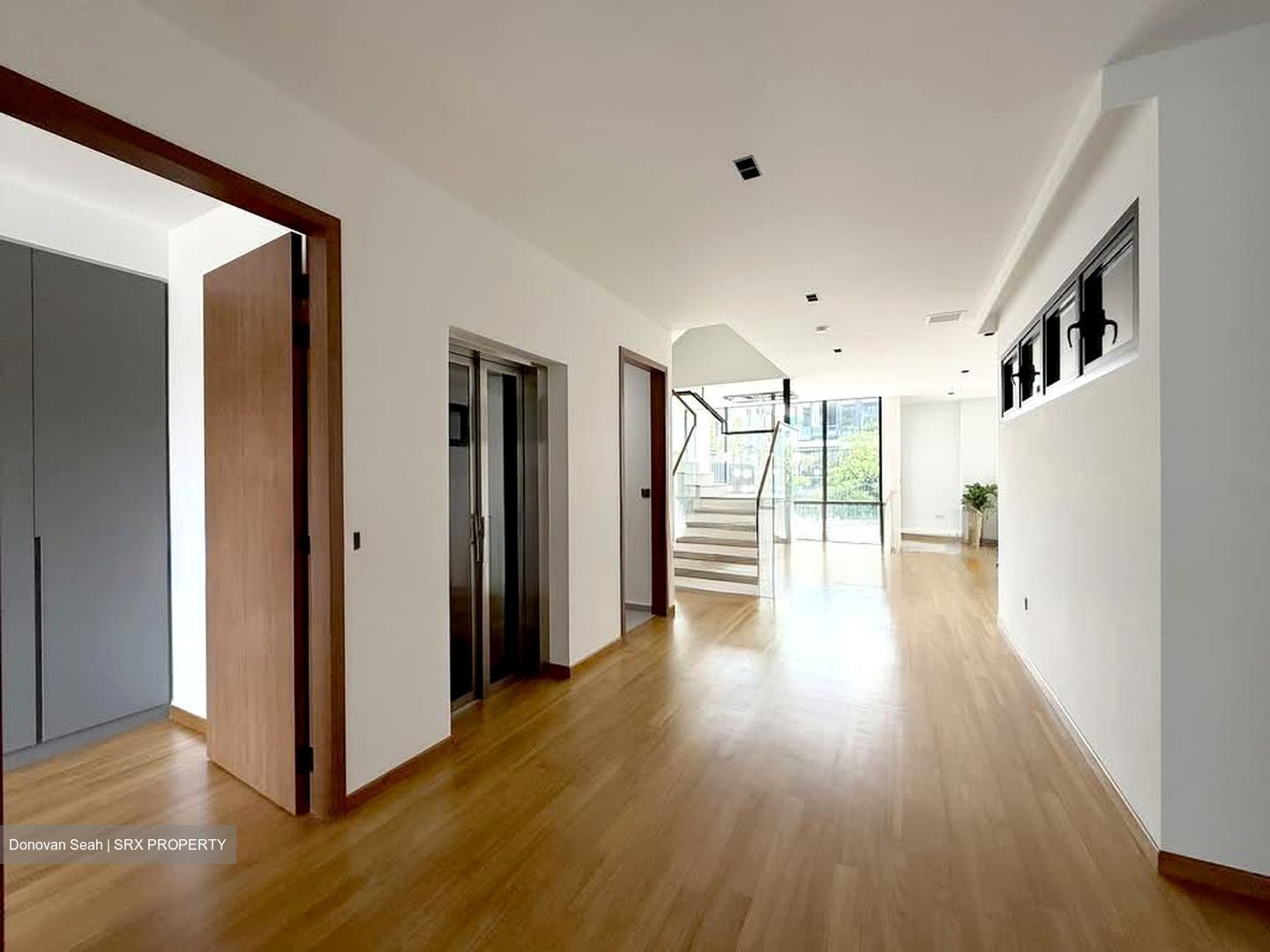 Sembawang Straits Estate (D27), Terrace #605982361